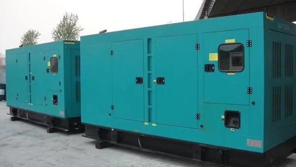 广西康明斯400kw大型柴油二手发电机组